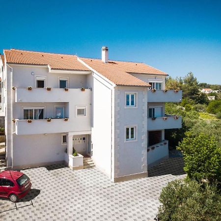 Apartment Lana St Supetar Eksteriør bilde